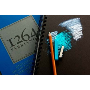 Альбом для ескізів на спіралі 1264 Black 200г 20арк А5, Fabriano. Photo 2